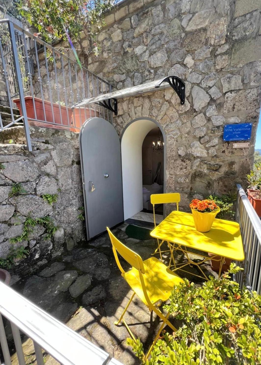 Villa Valentina Suite มัสซาลูเบรนเซ ภายนอก รูปภาพ